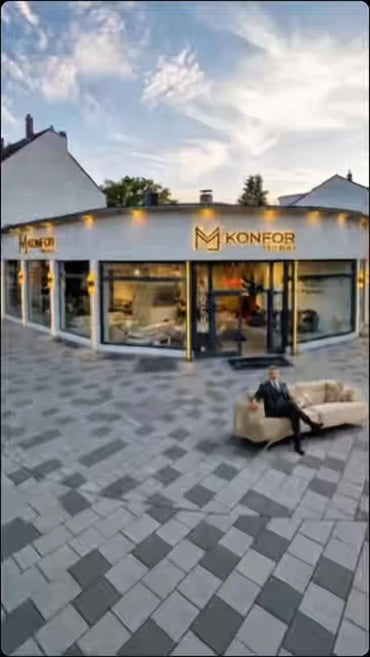 Wahre Qualität gibt keinen Millimeter nach. 🛋️
Auch wenn dieses Video filmisch inszeniert ist – die Botschaft dahinte...